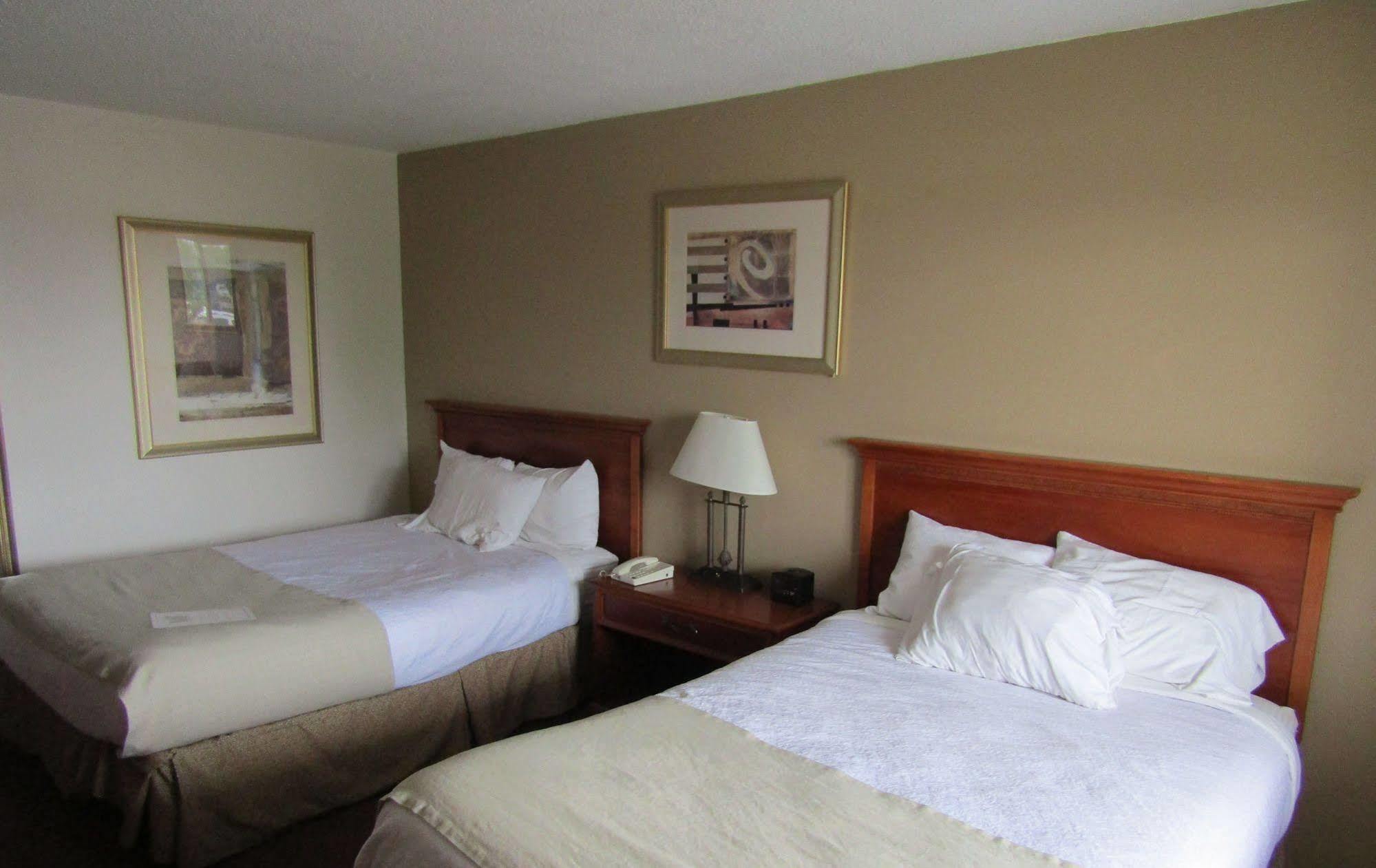 Dakota Inn Huron 외부 사진