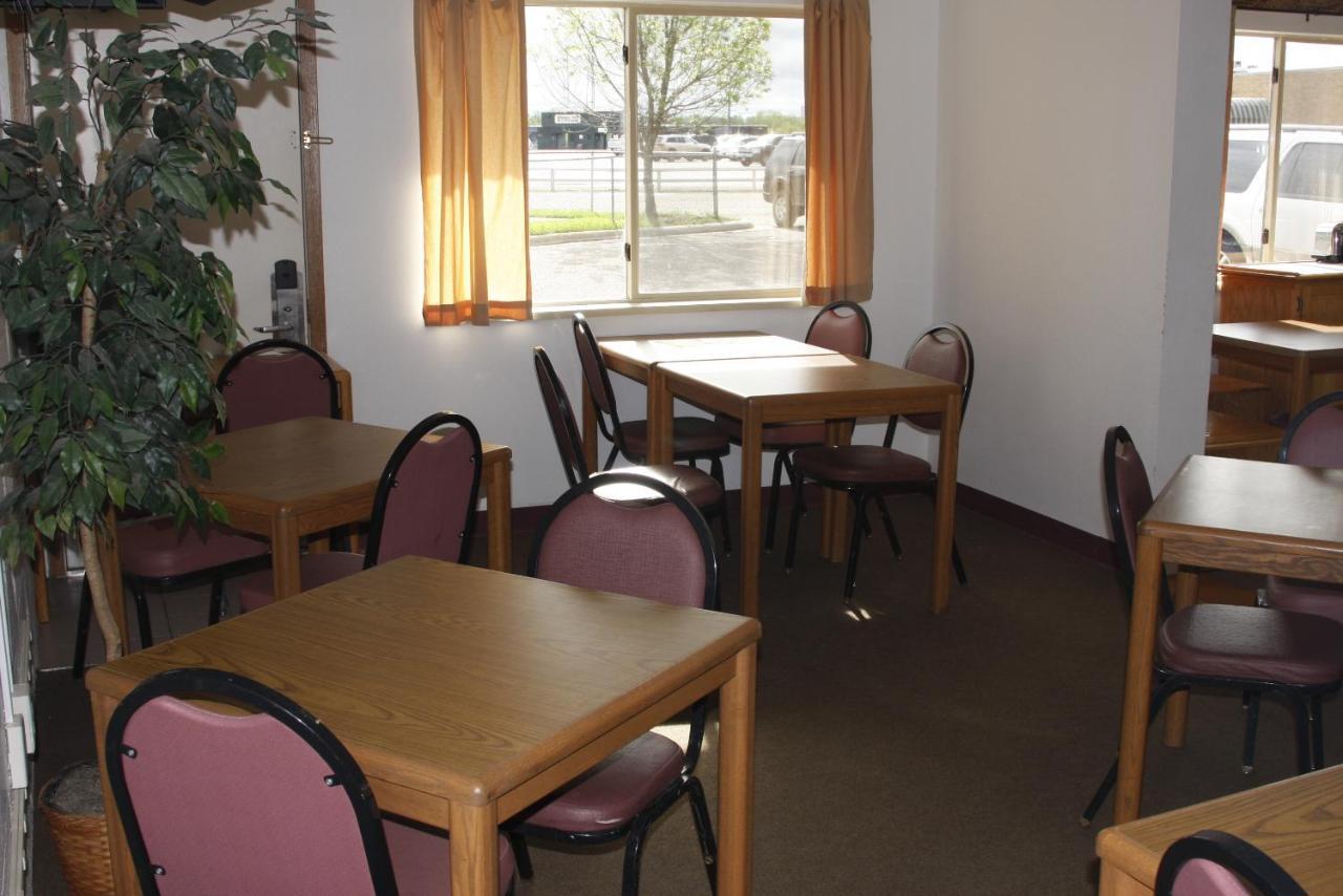 Dakota Inn Huron 외부 사진